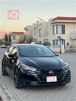 نيسان فيرسا